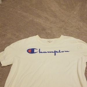 Champion tshirt